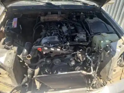 Veículo de Sucata mercedes-benz clase m (w163) ml 270 cdi (163.113) do ano 2002 alimentado om 612.963