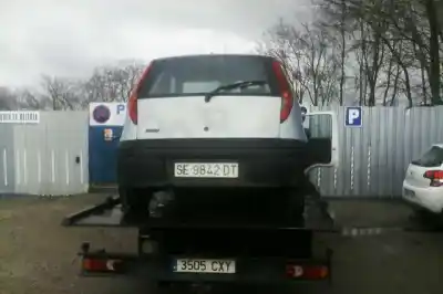 Veicolo di demolizione fiat punto berlina (188) 1.2 8v dynamic dell'anno 2000 alimentato 188a4000