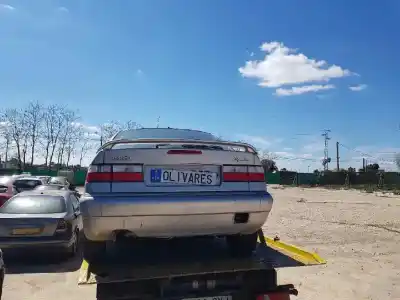 Véhicule à la ferraille citroen xantia berlina de l'année 1993 alimenté 