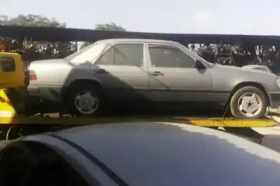 Veículo de Sucata MERCEDES-BENZ CLASE E (W124) BERLINA D 300 (124.130) do ano 1987 alimentado OM603912