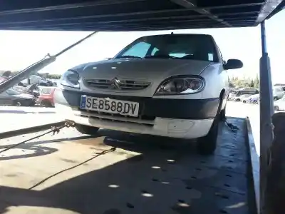 Veicolo di demolizione CITROEN SAXO 1.1 SX dell'anno 1996 alimentato HFX