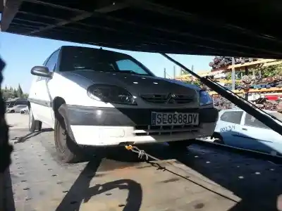 Veicolo di demolizione citroen saxo 1.1 sx dell'anno 1996 alimentato hfx