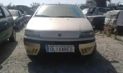 Veicolo di demolizione FIAT PUNTO BERLINA (188) 1.2 8V Dynamic dell'anno 2000 alimentato 188A4000