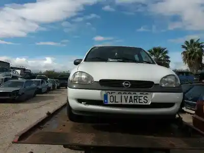 Scrapping Vehicle OPEL CORSA C 1.0 12V CAT (Z 10 XE / LW3) of the year 1998 powered X10XE