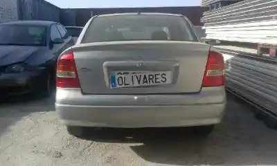 Vehicul casat OPEL ASTRA G BERLINA Club al anului 1999 alimentat X17DTL