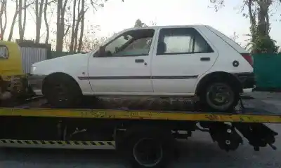 Sloopvoertuig ford fiesta berl./express fashion van het jaar 1992 aangedreven f6e