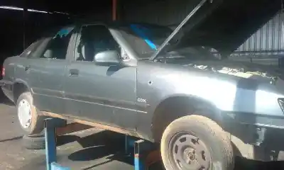 Veicolo di demolizione DAEWOO ARANOS * dell'anno 1995 alimentato 