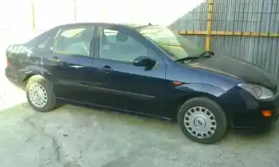 Veículo de Sucata ford focus berlina (cak) ghia do ano 2000 alimentado c9da