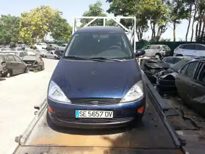 Veículo de Sucata ford focus berlina (cak) ghia do ano 2000 alimentado c9da