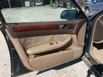 Veículo de Sucata audi a6 berlina (4b2) 2.5 v6 24v tdi do ano 2000 alimentado akn