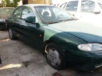 Veículo de Sucata hyundai lantra berlina (rd) 1.6 gls do ano 1996 alimentado g4gr