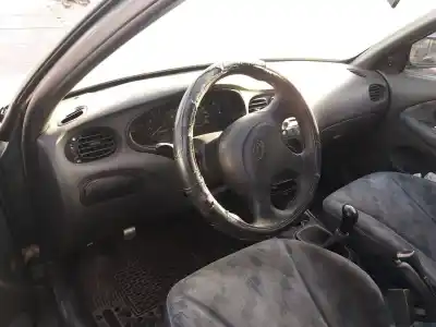 Veículo de Sucata hyundai lantra berlina (rd) 1.6 gls do ano 1996 alimentado g4gr