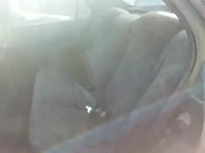 Veículo de Sucata hyundai lantra berlina (rd) 1.6 gls do ano 1996 alimentado g4gr