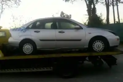 Veículo de Sucata FORD FOCUS BERLINA (CAK) * do ano 2000 alimentado 
