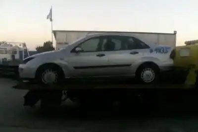 Veículo de Sucata ford focus berlina (cak) * do ano 2000 alimentado 