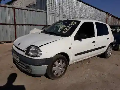 Scrapping Vehicle RENAULT CLIO II FASE I (B/CBO) 1.4 Alize 75 CV / 55 KW of the year 2000 powered E7J