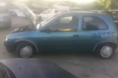 Veicolo di demolizione opel corsa b sport dell'anno 0 alimentato 