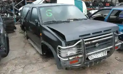 Véhicule à la ferraille NISSAN TERRANO (WD21) 2.7 TD de l'année 1991 alimenté TD27T