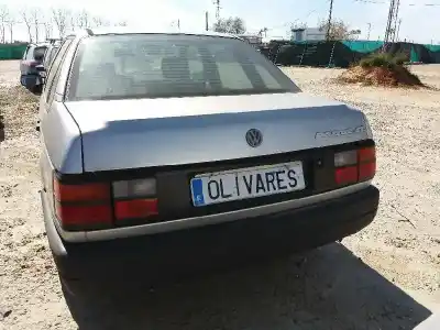 Veicolo di demolizione volkswagen passat b3/b4 (3a2, 35i) 1.8 dell'anno 1989 alimentato pb
