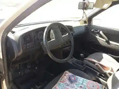 Veicolo di demolizione volkswagen passat b3/b4 (3a2, 35i) 1.8 dell'anno 1989 alimentato pb