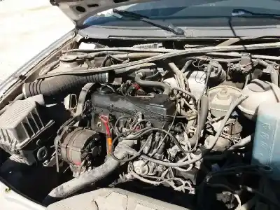 Veicolo di demolizione volkswagen passat b3/b4 (3a2, 35i) 1.8 dell'anno 1989 alimentato pb
