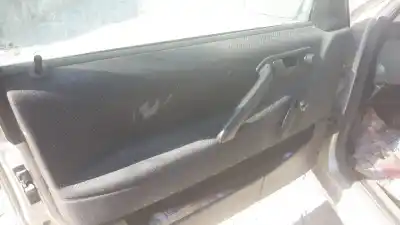 Veicolo di demolizione volkswagen passat b3/b4 (3a2, 35i) 1.8 dell'anno 1989 alimentato pb