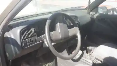 Veicolo di demolizione volkswagen passat b3/b4 (3a2, 35i) 1.8 dell'anno 1989 alimentato pb