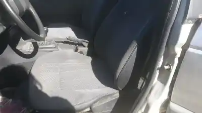 Veicolo di demolizione volkswagen passat b3/b4 (3a2, 35i) 1.8 dell'anno 1989 alimentato pb