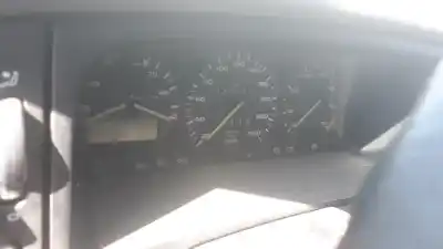 Veicolo di demolizione volkswagen passat b3/b4 (3a2, 35i) 1.8 dell'anno 1989 alimentato pb