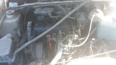 Veicolo di demolizione volkswagen passat b3/b4 (3a2, 35i) 1.8 dell'anno 1989 alimentato pb