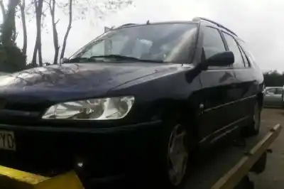 Scrapping Vehicle PEUGEOT 306 BREAK XT of the year 1999 powered RHY