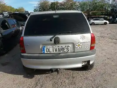 Sloopvoertuig opel corsa b (1993->) 1.7 d van het jaar 2000 aangedreven x17d