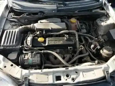Sloopvoertuig opel corsa b (1993->) 1.7 d van het jaar 2000 aangedreven x17d