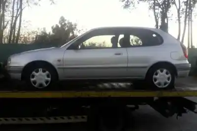 Sloopvoertuig toyota corolla (e11) 2.0 diesel cat van het jaar 1998 aangedreven 2ce