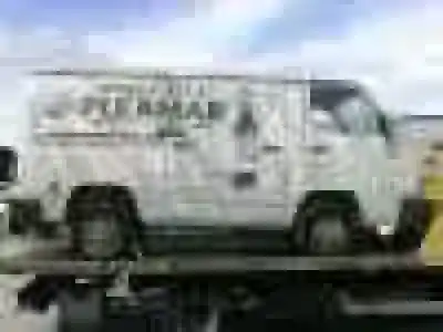 Sloopvoertuig nissan trade 2.0d van het jaar 1994 aangedreven ld20ii