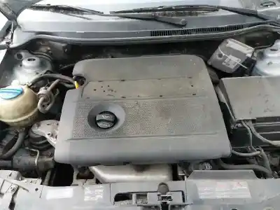 Véhicule à la ferraille seat                                               ibiza (6l1)                                                                                                                                                                                                                                                1.4 16v                                                                                                                                                                                                                                                    de l'année 2004 alimenté bby