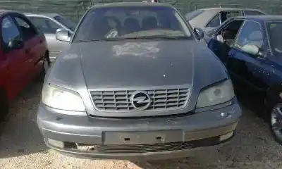 Sloopvoertuig OPEL OMEGA B Elegance Berlina van het jaar 2001 aangedreven Y25DT