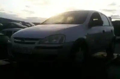 Sloopvoertuig opel corsa c essentia van het jaar 2004 aangedreven z13dt