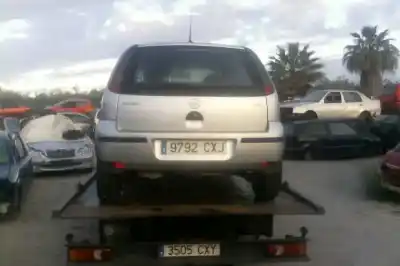 Sloopvoertuig opel corsa c essentia van het jaar 2004 aangedreven z13dt