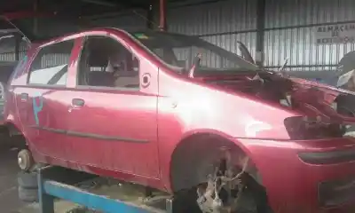 Hurda Aracı FIAT PUNTO BERLINA Yılın 1999 güçlü 