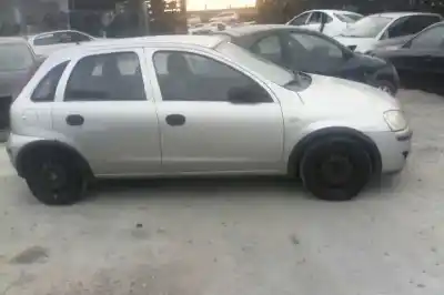 Veículo de Sucata opel corsa c essentia do ano 2003 alimentado z12xe