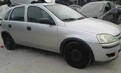Veículo de Sucata opel corsa c essentia do ano 2003 alimentado z12xe