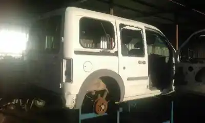 Veículo de Sucata ford tourneo connect (tc7) 1.8 tdci cat do ano 2005 alimentado 