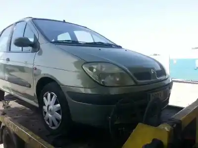 Scrapping Vehicle RENAULT SCÉNIC I MONOSPACE (JA0/1_, FA0_) 1.9 dTi (JA1U) of the year 2002 powered F9Q744