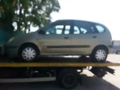 Scrapping Vehicle renault scénic i monospace (ja0/1_, fa0_) 1.9 dti (ja1u) of the year 2002 powered f9q744