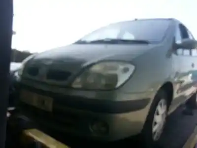 Scrapping Vehicle renault scénic i monospace (ja0/1_, fa0_) 1.9 dti (ja1u) of the year 2002 powered f9q744