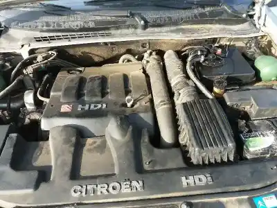 Veículo de Sucata citroen xantia berlina do ano 2001 alimentado 