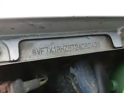 Veículo de Sucata citroen xantia berlina do ano 2001 alimentado 