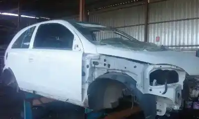 Здавання транспортного засобу OPEL CORSA C Silverline року 2006 потужний Z13DT
