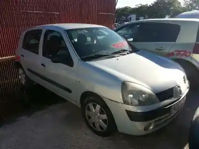 Утилизация автомобиля RENAULT                                            CLIO II FASE II (B/CB0)                                                                                                                                                                                                                                    Confort Expression года 2004 питание 